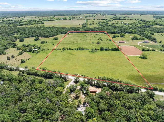 $850,000 | 3510 County Road 127, Whitesboro, TX 76273