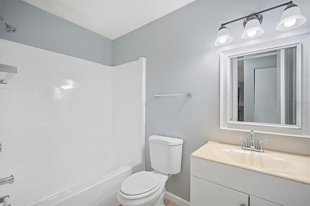 638 Golden Raintree Place Brandon, FL 33510 - Photo 12 of 20
