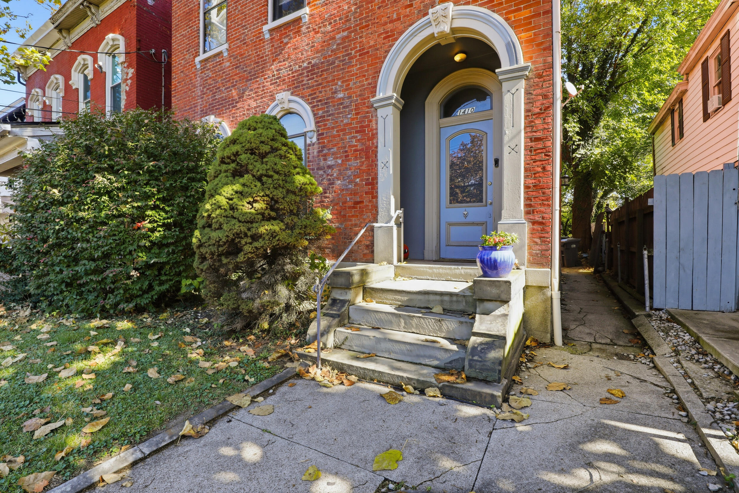 1410 Scott Street Covington, KY 41011 - Photo 3 of 50