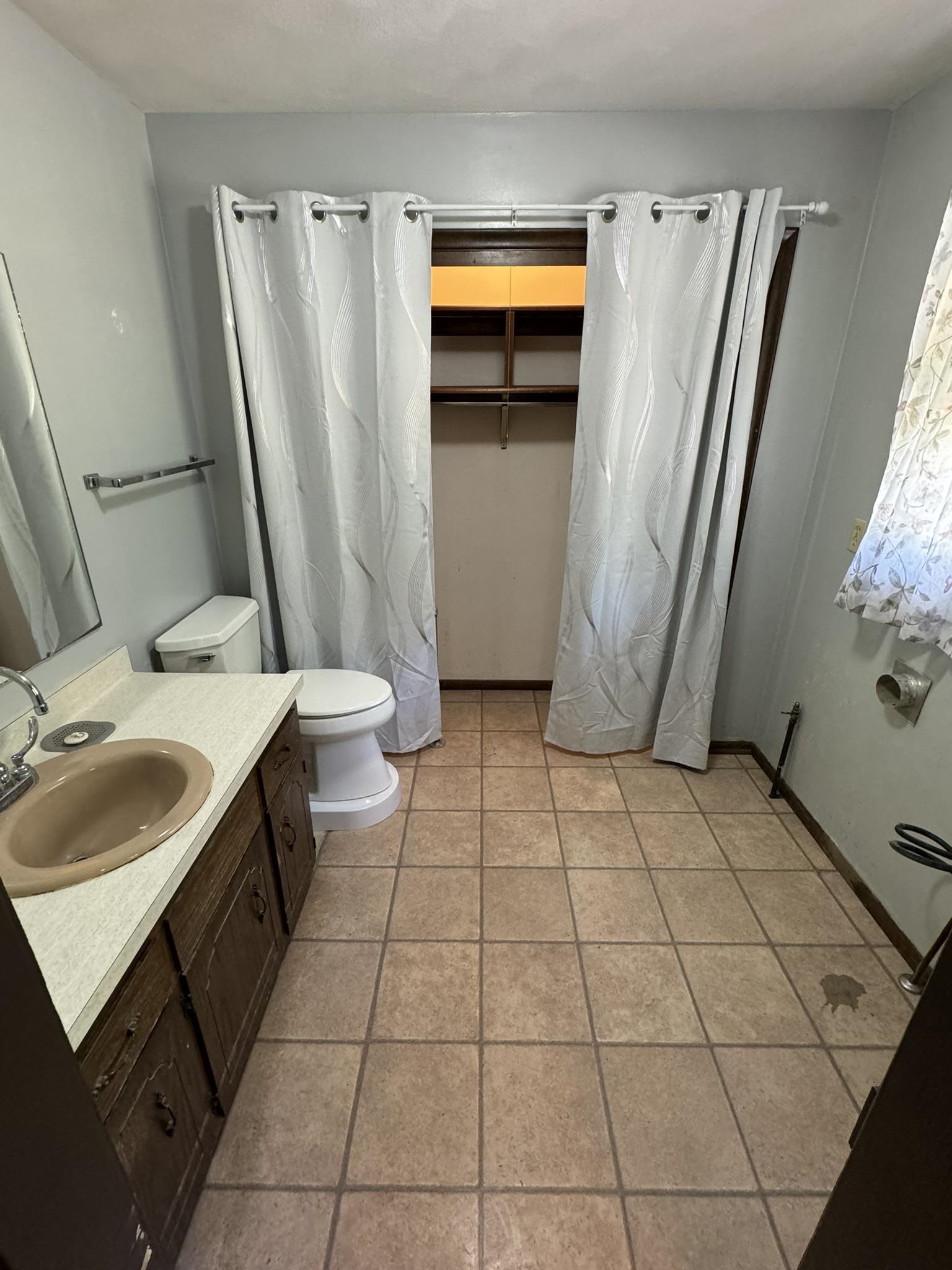 3745 Valerie Road Roscoe, IL 61073 - Photo 14 of 34 Gallery Image 14