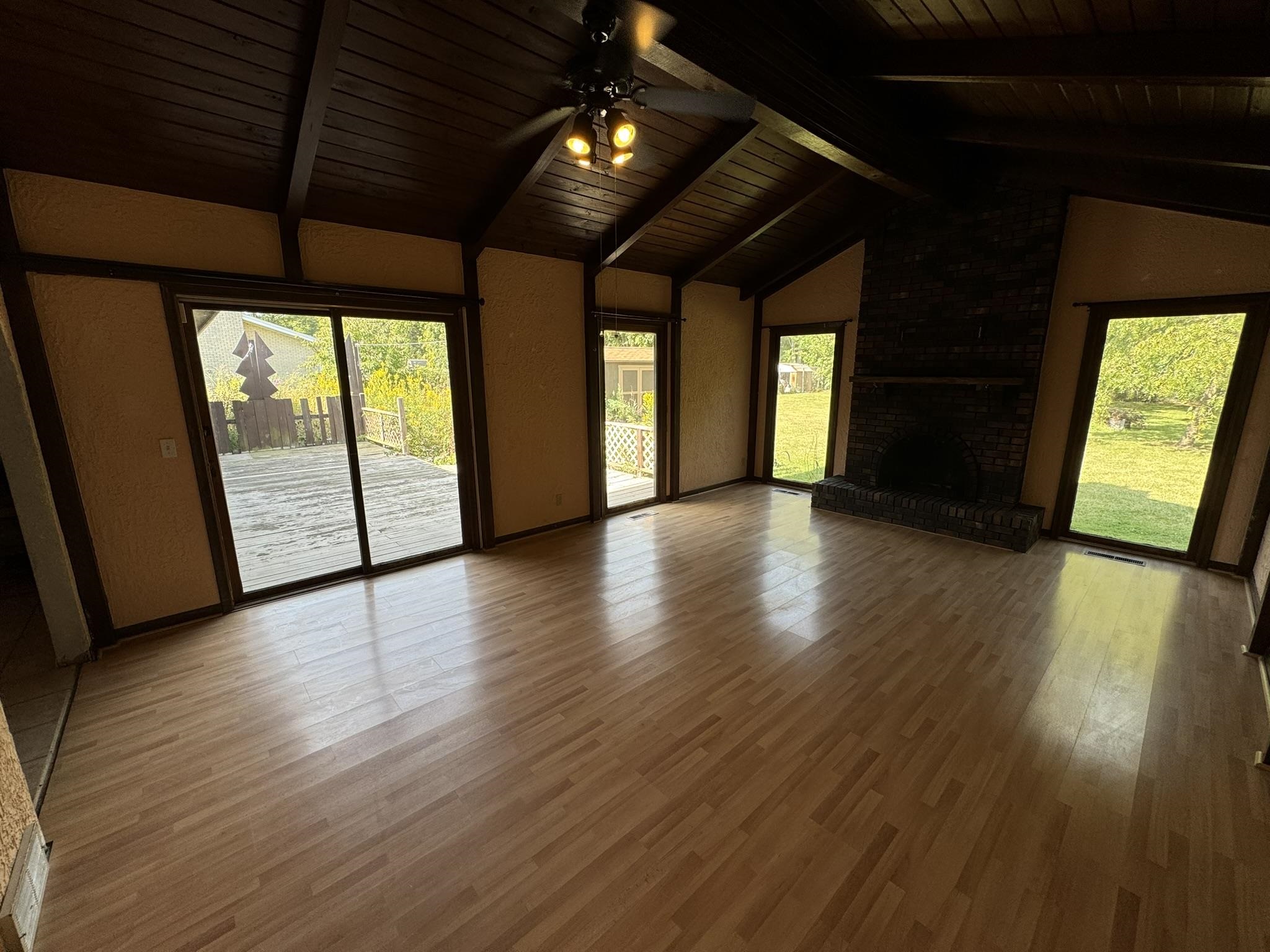 3745 Valerie Road Roscoe, IL 61073 - Photo 17 of 34 Gallery Image 17