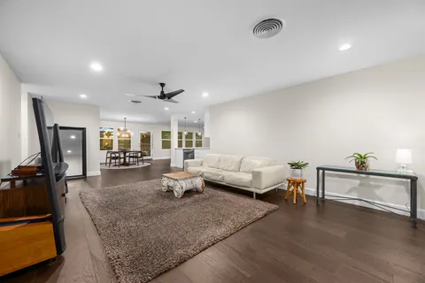 $500,000 | 823 Walnut Creek Drive, Austin, TX 78753