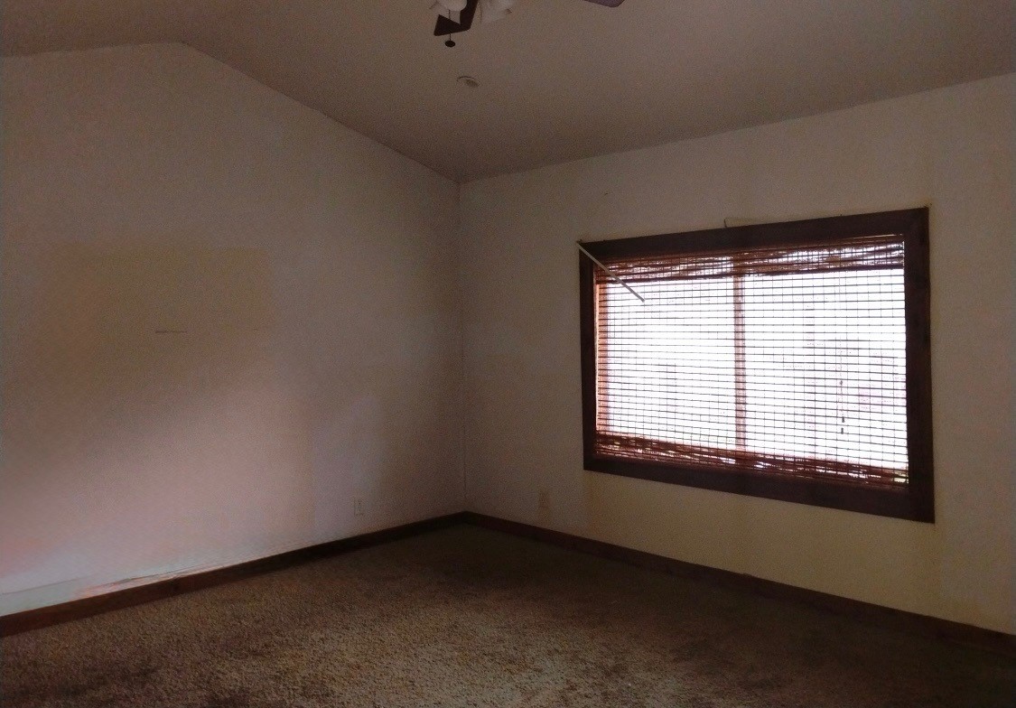 159 Elliott Cove Loop Trinity, TX 75862 - Photo 9 of 16