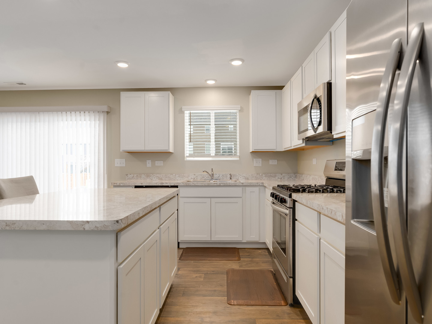 3732 Flynn Street McHenry, IL 60050 - Photo 6 of 27