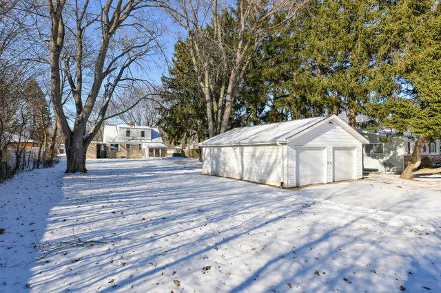 $369,900 | 137 South Green Bay Road, Mount Pleasant, WI 53406