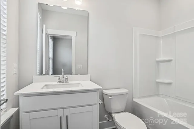 $2,495 | 4375 Raleigh Street, Unit C1, Charlotte, NC 28213