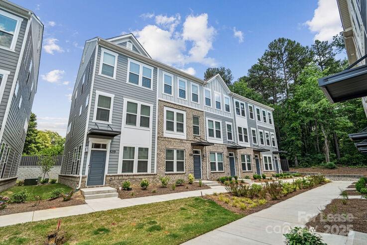 4375 Raleigh Street, Unit C1 Charlotte, NC 28213 - Photo 17 of 19