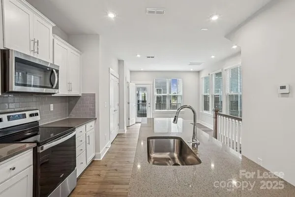$2,445 | 4375 Raleigh Street, Unit C1, Charlotte, NC 28213