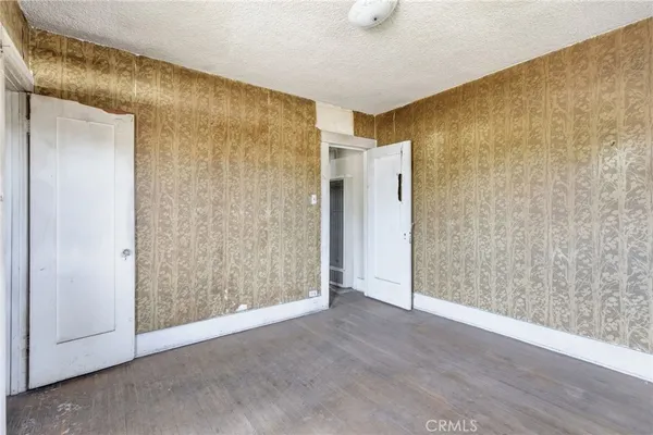 $600,000 | 2064 Myrtle Avenue, Long Beach, CA 90806