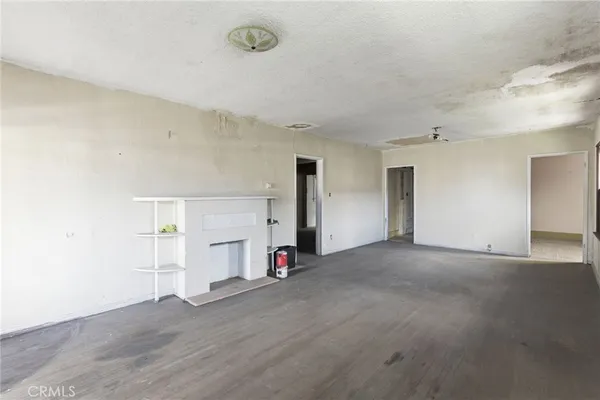 $600,000 | 2064 Myrtle Avenue, Long Beach, CA 90806