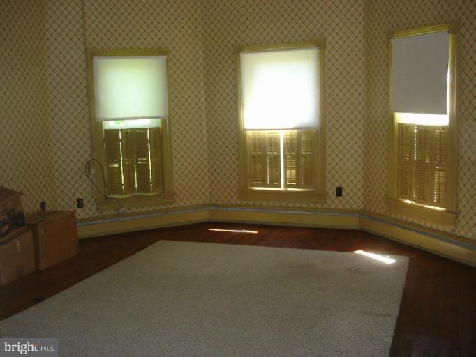 7439 Dion Road Denton, MD 21629 - Photo 19 of 27 Family Room