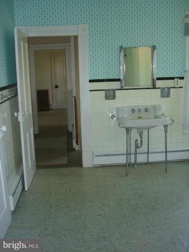 7439 Dion Road Denton, MD 21629 - Photo 8 of 27 Bath
