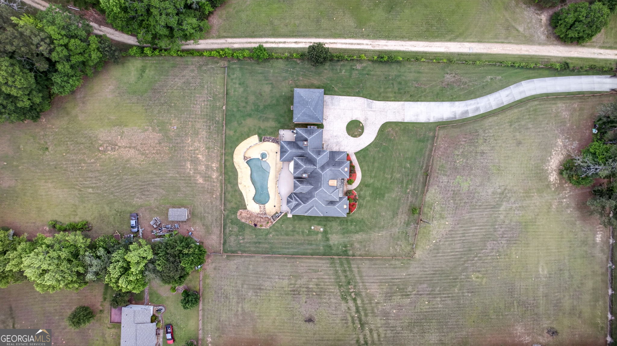 1585 Leguin Mill Road Locust Grove, GA 30248 - Photo 6 of 68