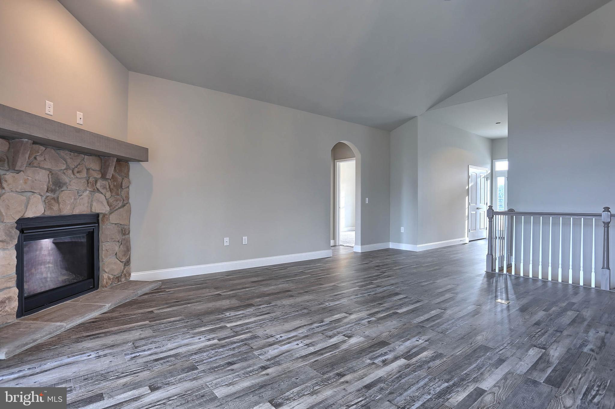 21 Rolling Meadow Road Lebanon, PA 17046 - Photo 13 of 38