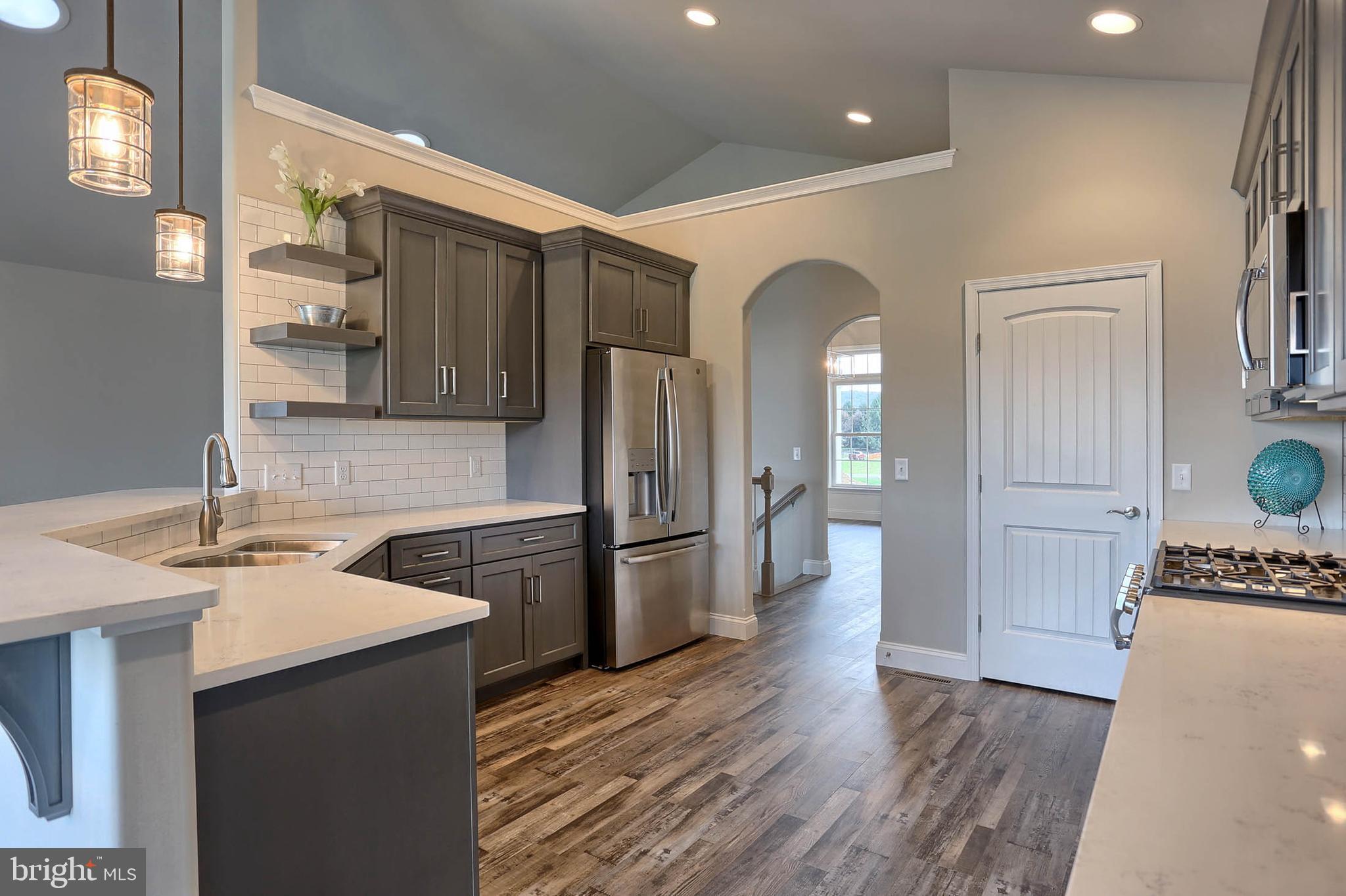 21 Rolling Meadow Road Lebanon, PA 17046 - Photo 18 of 38