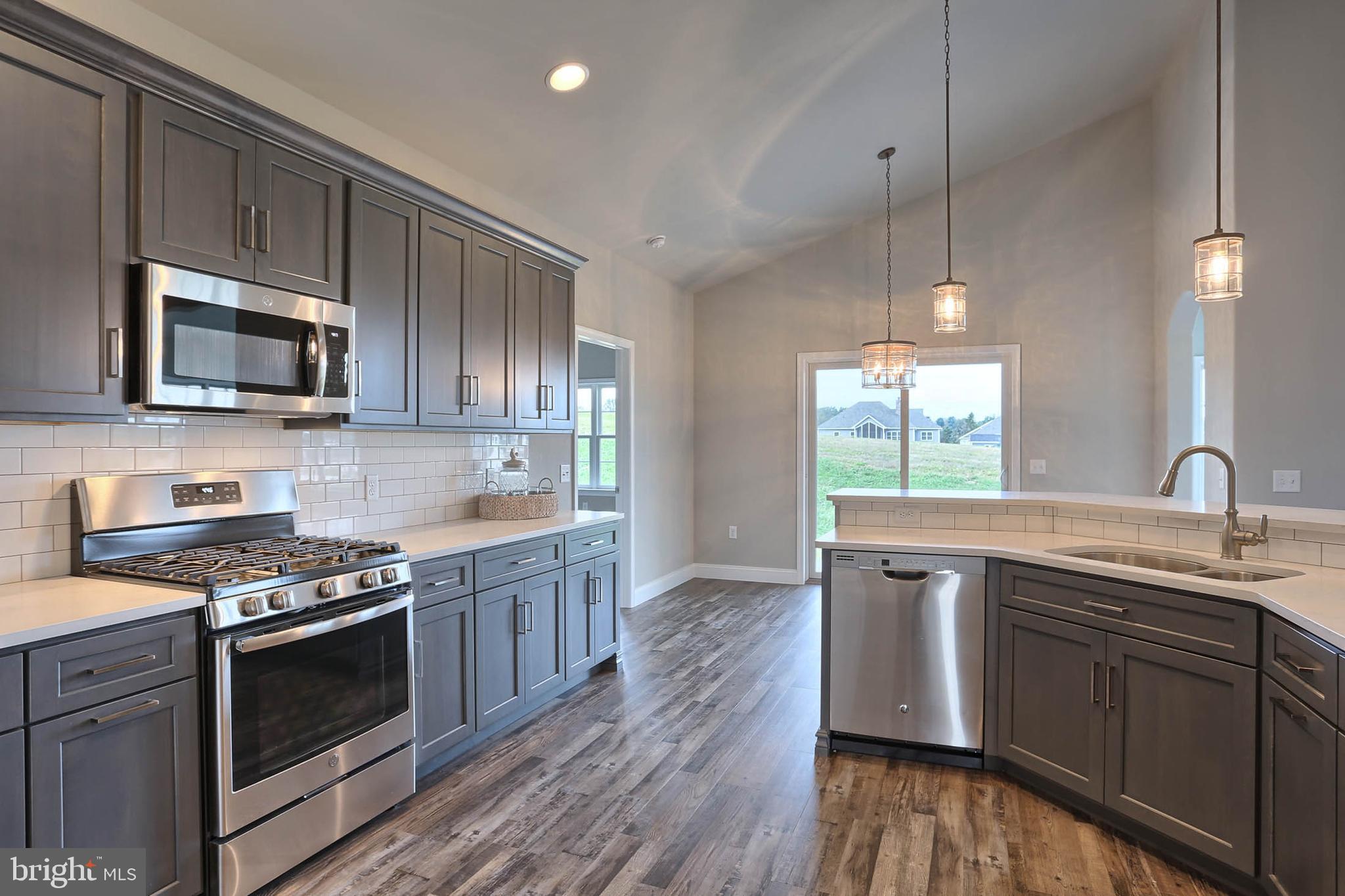 21 Rolling Meadow Road Lebanon, PA 17046 - Photo 20 of 38