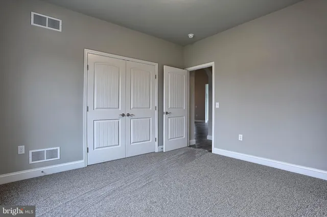 $478,300 | 21 Rolling Meadow Road, Lebanon, PA 17046