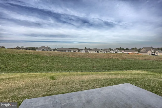 $478,300 | 21 Rolling Meadow Road, Lebanon, PA 17046