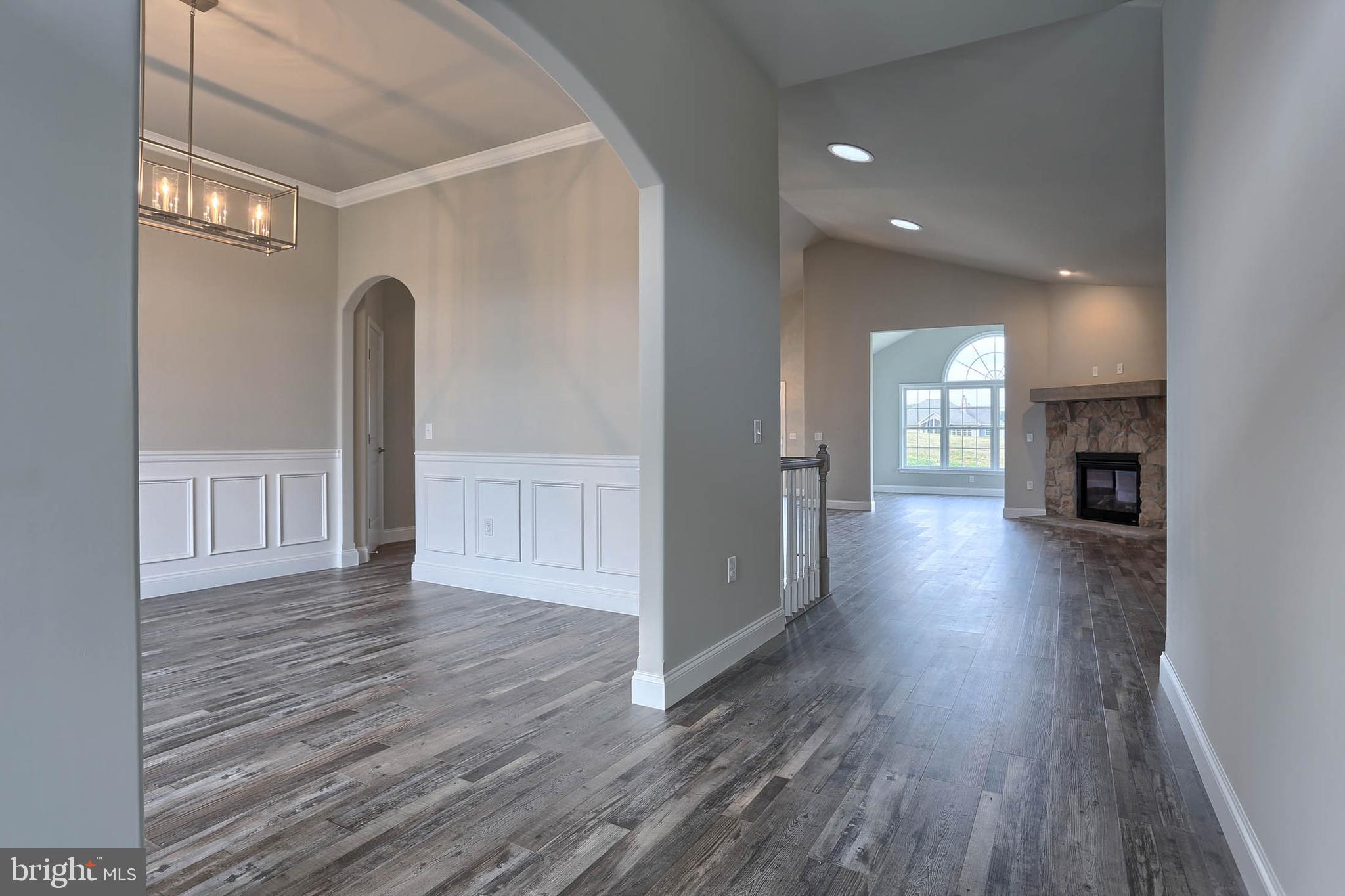 21 Rolling Meadow Road Lebanon, PA 17046 - Photo 7 of 38