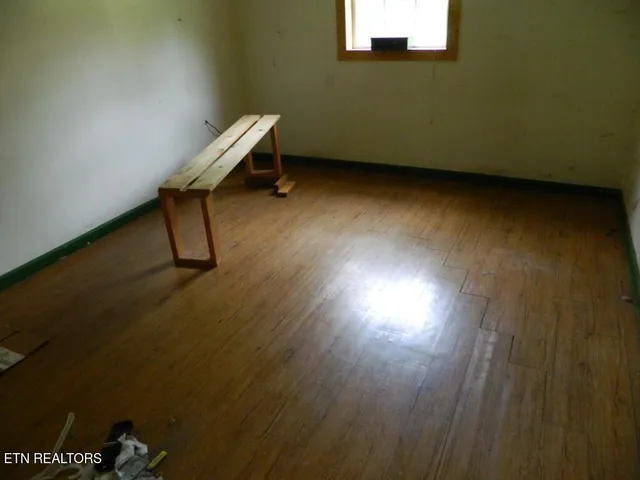 $264,500 | 232 Sallings Road, Luttrell, TN 37779