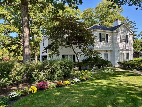 $829,000 | 1177 Wade Street, Highland Park, IL 60035