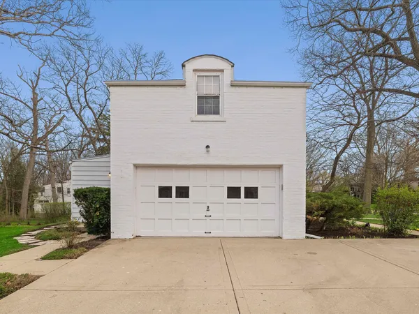 $829,000 | 1177 Wade Street, Highland Park, IL 60035