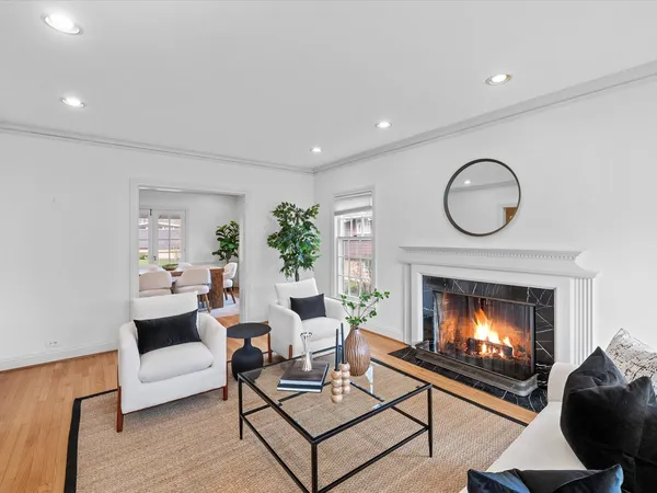 $829,000 | 1177 Wade Street, Highland Park, IL 60035