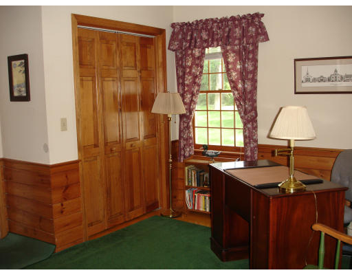 9 Adirondack Road Chelmsford, MA 01824 - Photo 16 of 29 Gallery Image 16