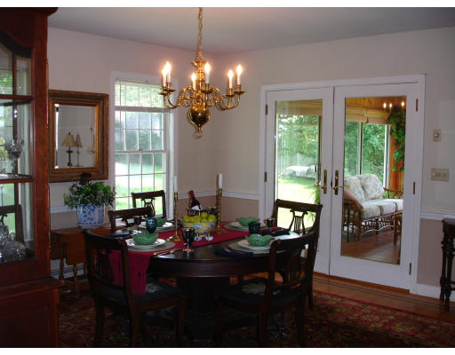 9 Adirondack Road Chelmsford, MA 01824 - Photo 10 of 29 Gallery Image 10