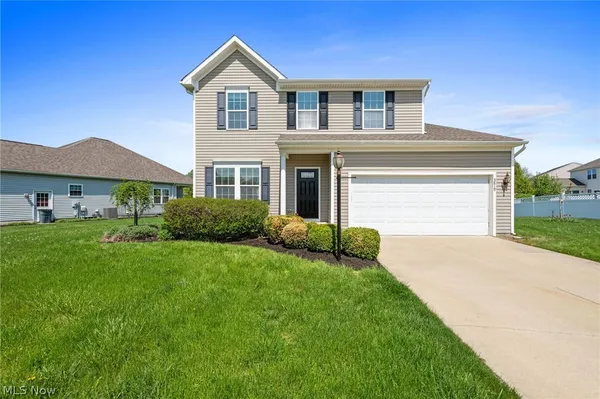 $395,000 | 3819 Arcadia Circle, Willoughby, OH 44094