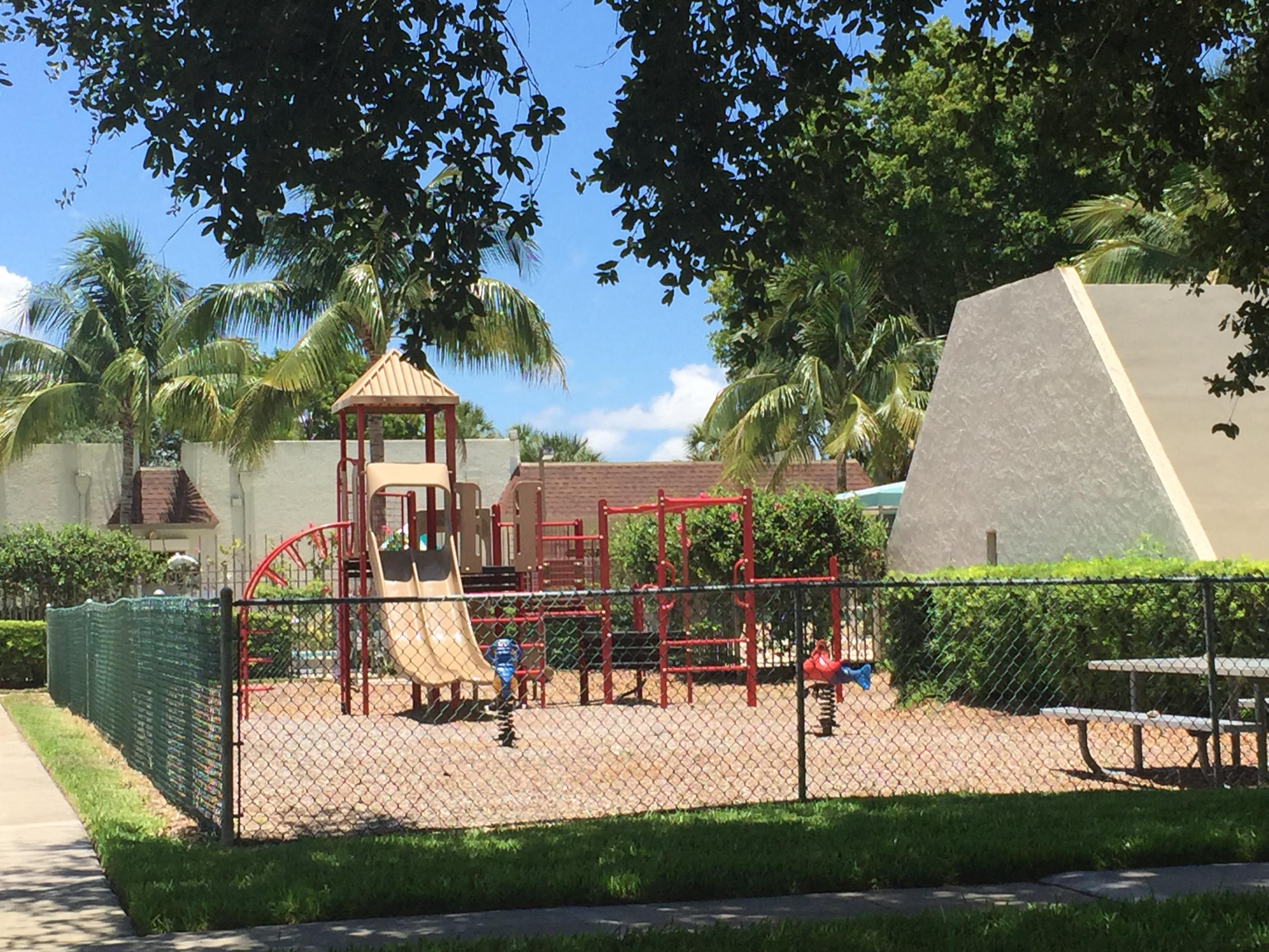 23398 Southwest 54th Way, Unit E Boca Raton, FL 33433 - Photo 20 of 25 IMG_2327