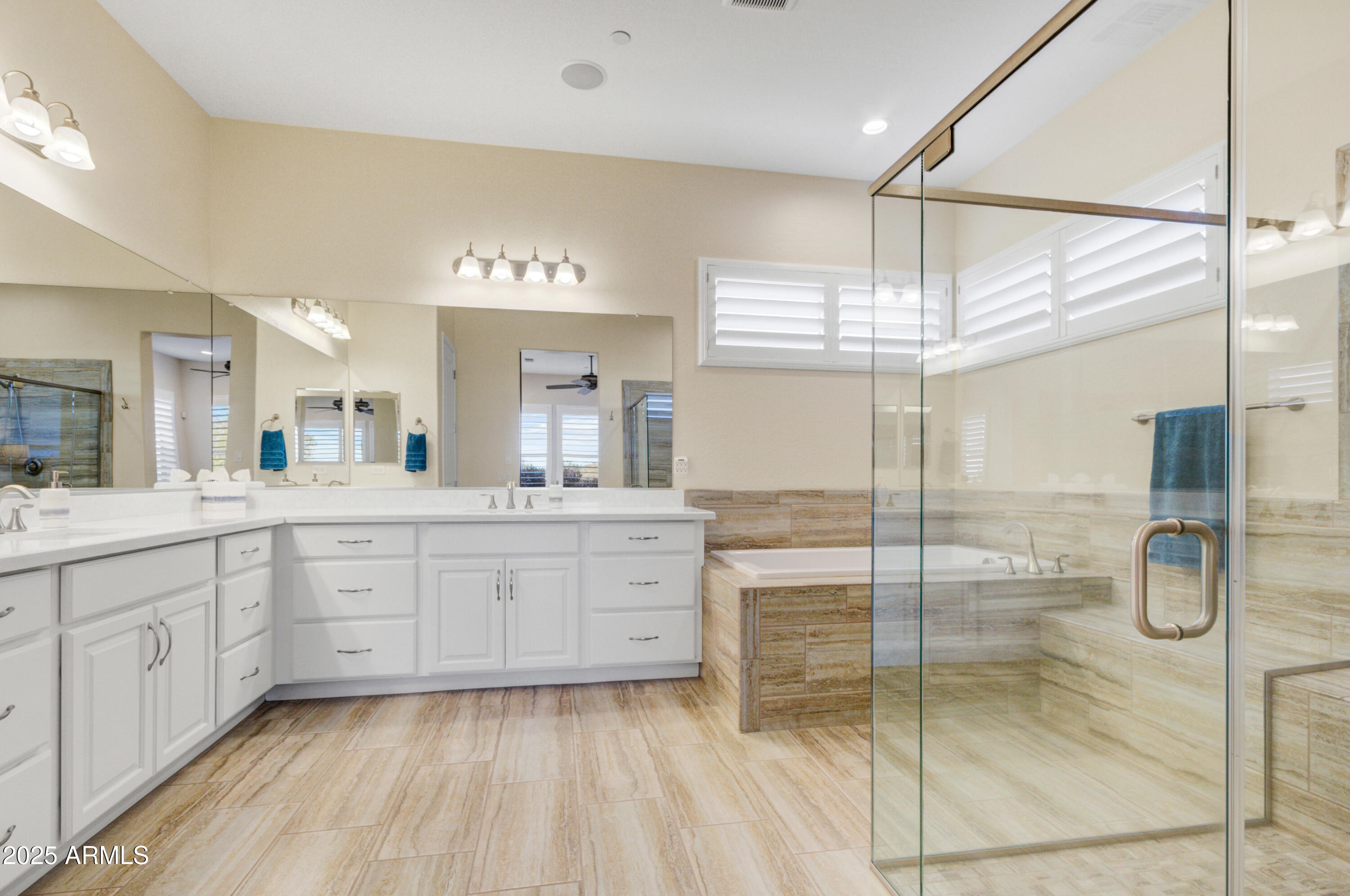 17817 East Cindercone Road Rio Verde, AZ 85263 - Photo 15 of 54 014_Primary Bathroom