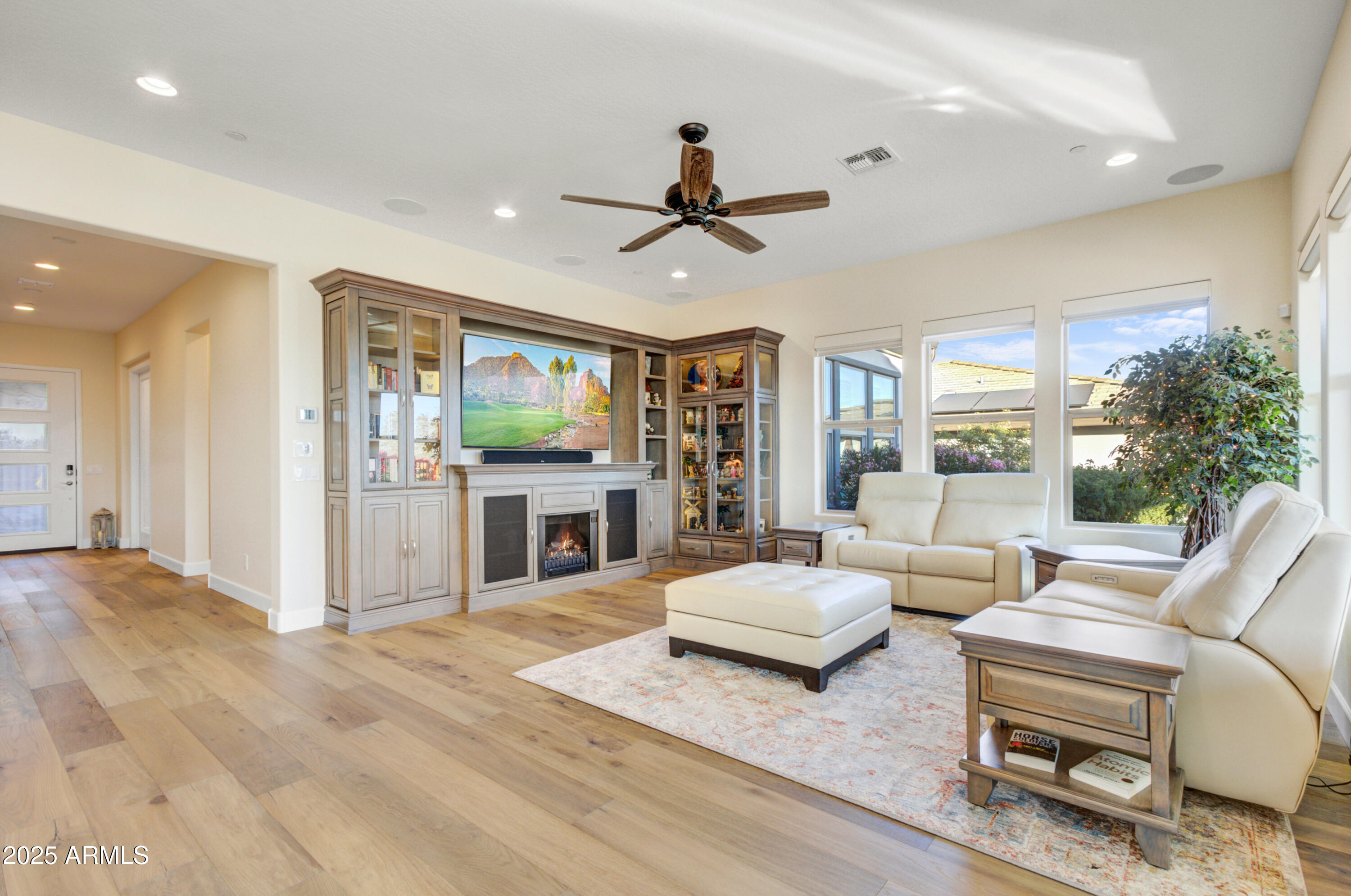 17817 East Cindercone Road Rio Verde, AZ 85263 - Photo 4 of 54 004_Living Room