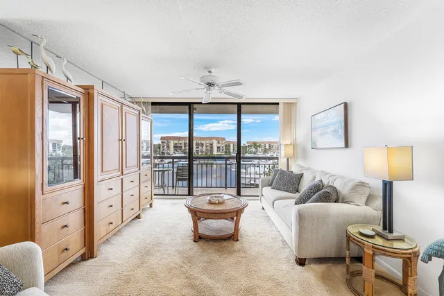 $485,000 | 2501 Marina Isle Way, Unit 304, Jupiter, FL 33477