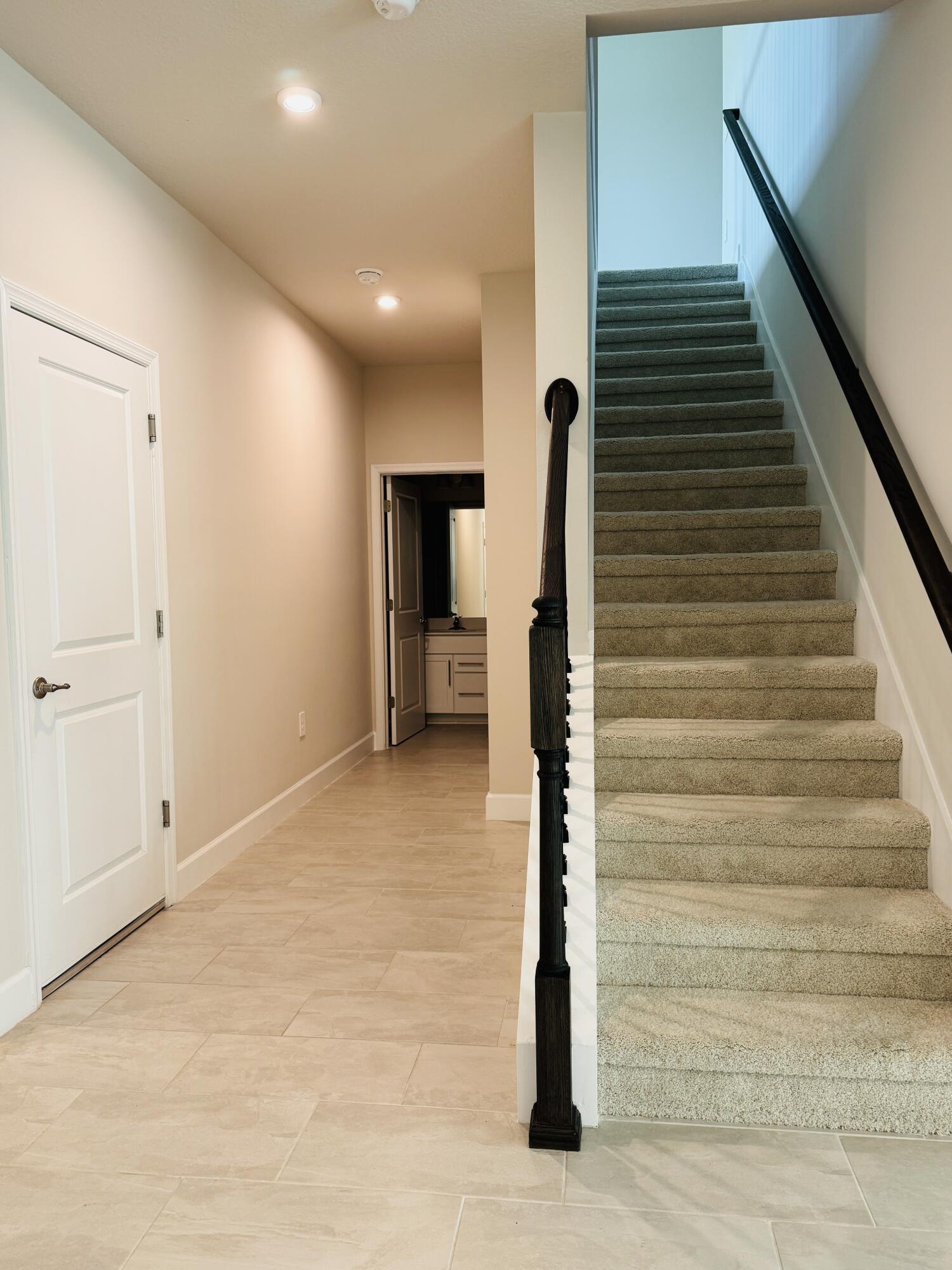 163 Southwest Pomeroy Street Stuart, FL 34997 - Photo 19 of 52 a view of entryway and hall