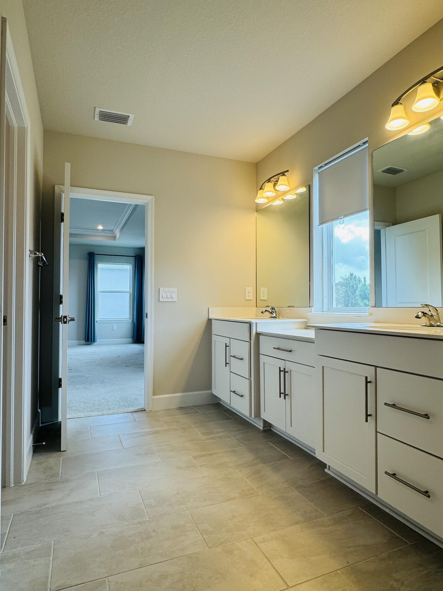 163 Southwest Pomeroy Street Stuart, FL 34997 - Photo 37 of 52 IMG_1833