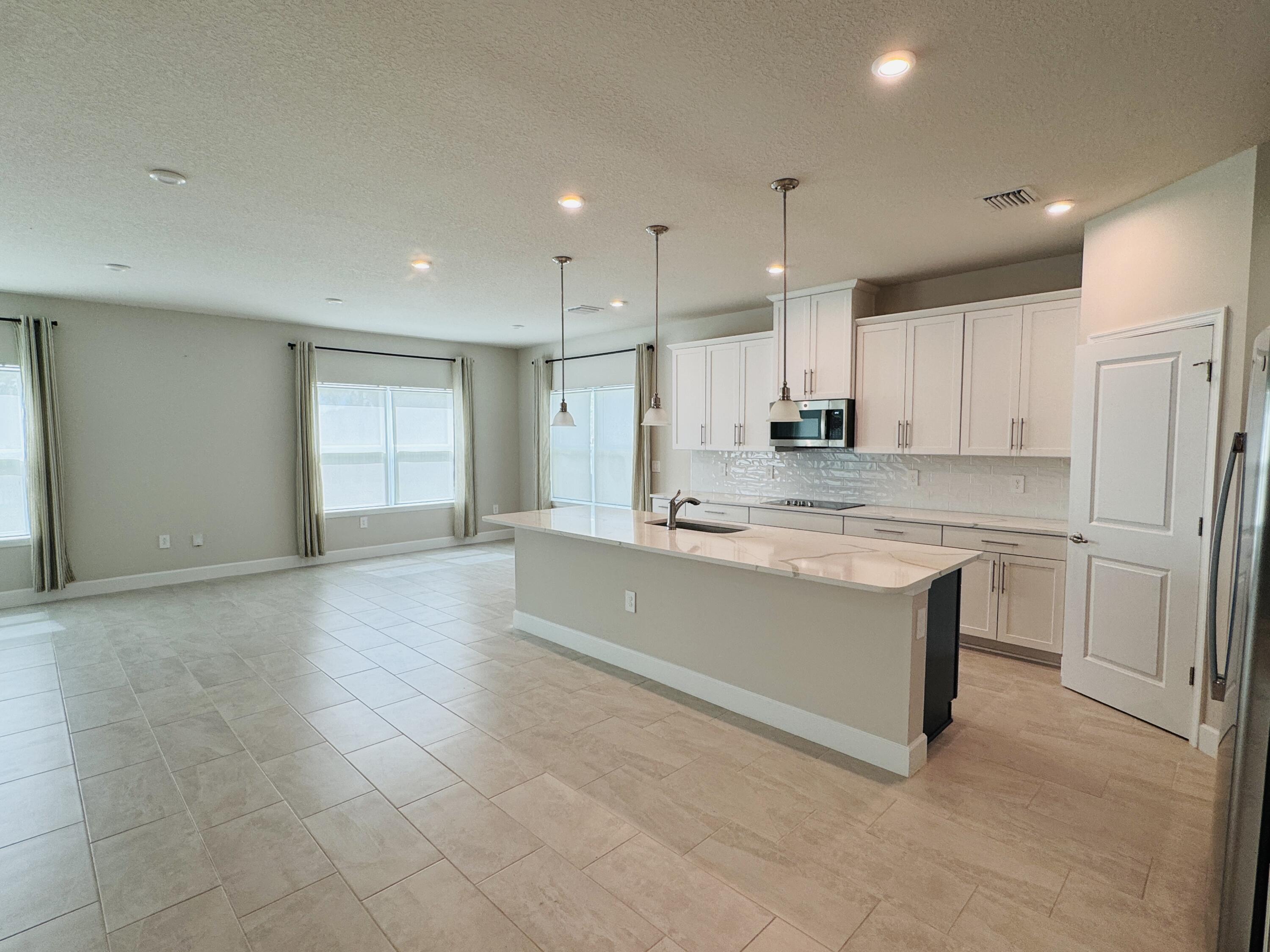 163 Southwest Pomeroy Street Stuart, FL 34997 - Photo 10 of 52 IMG_1790