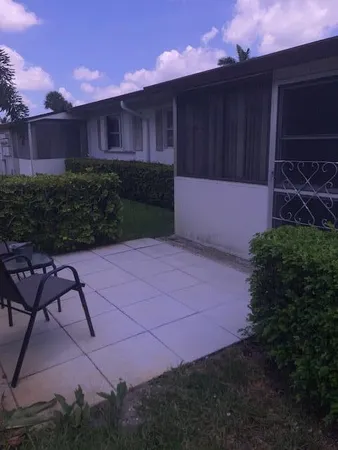 $1,100 | 2845 Crosley Drive East, Unit D, West Palm Beach, FL 33415