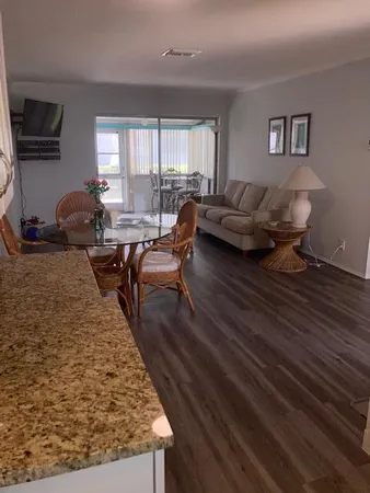 $1,100 | 2845 Crosley Drive East, Unit D, West Palm Beach, FL 33415