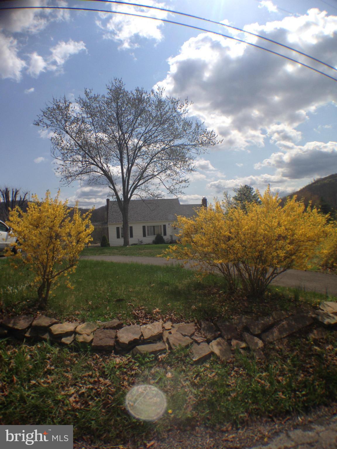 14112 Valley Road Northeast Cumberland, MD 21502 - Photo 24 of 25 Exterior (Front)