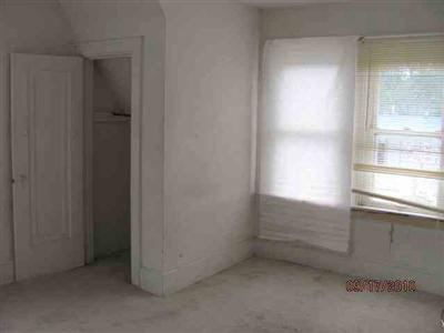3612 Beecher Road Flint, MI 48503 - Photo 8 of 10 20121175-7.JPG