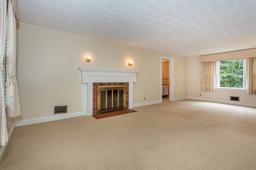 459 Pleasant Street Canton, MA 02021 - Photo 2 of 17 Gallery Image 2