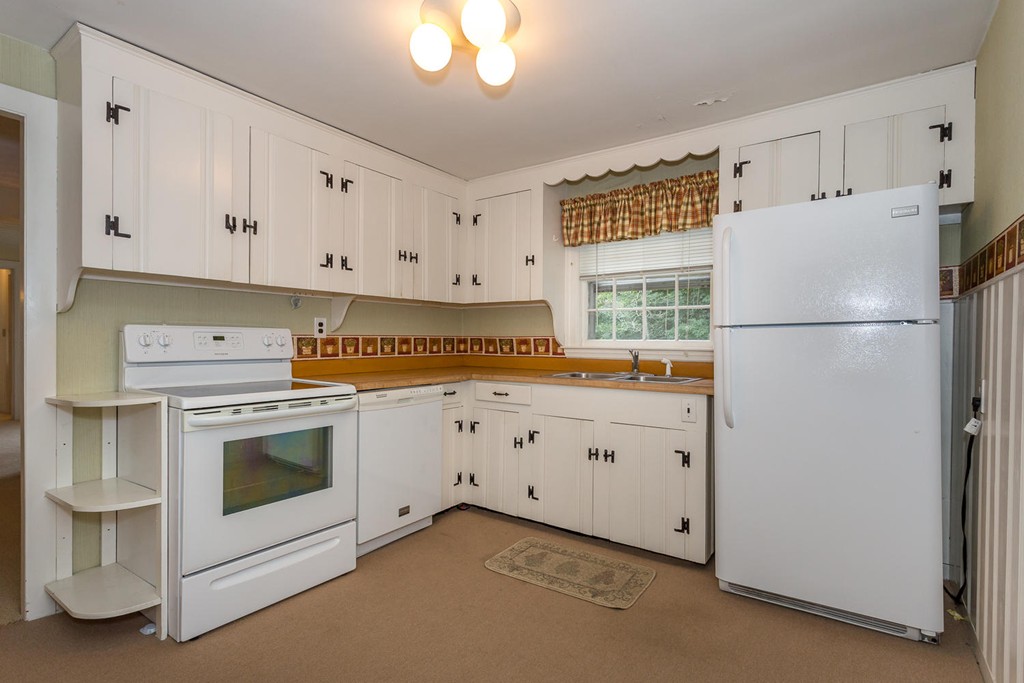 459 Pleasant Street Canton, MA 02021 - Photo 6 of 17 Gallery Image 6
