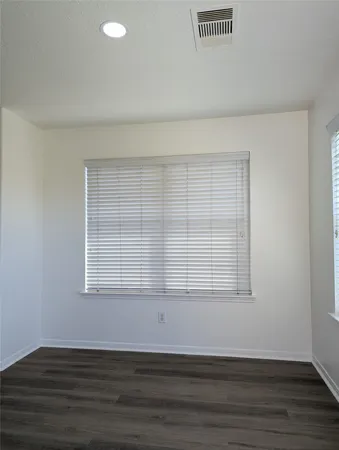 $2,500 | 5618 Savannah Woods Lane, Rosharon, TX 77583