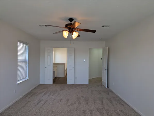 $2,500 | 5618 Savannah Woods Lane, Rosharon, TX 77583