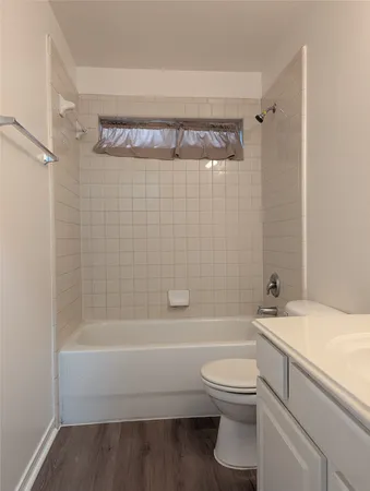 $2,500 | 5618 Savannah Woods Lane, Rosharon, TX 77583