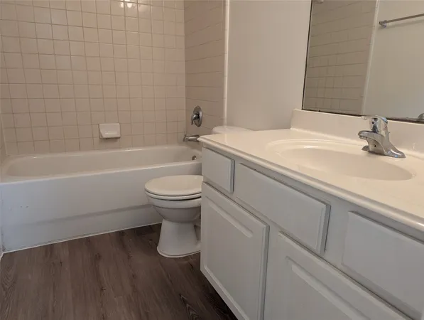 $2,500 | 5618 Savannah Woods Lane, Rosharon, TX 77583