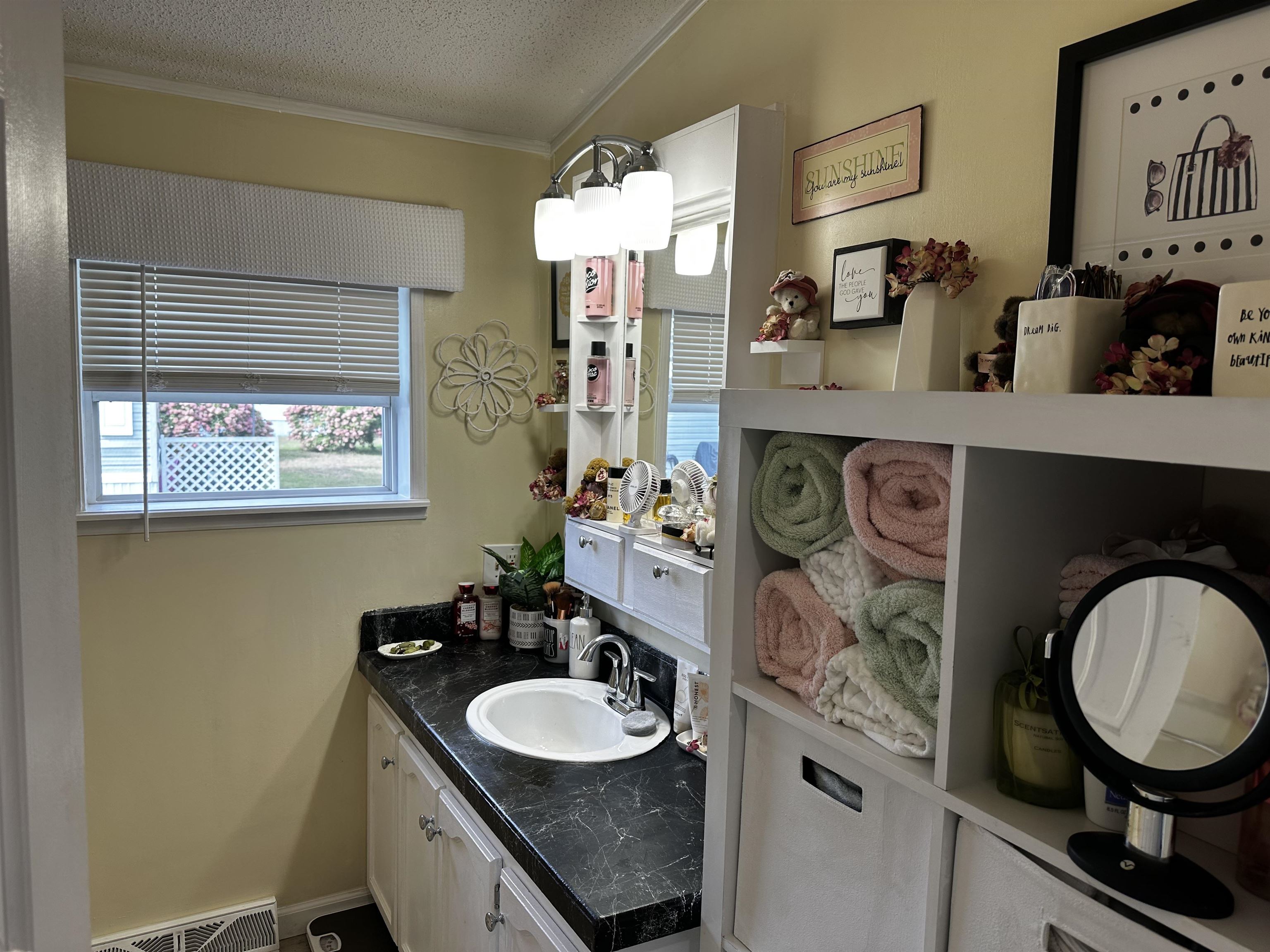 20 Sagamore Lane Rochester, NH 03867 - Photo 3 of 13