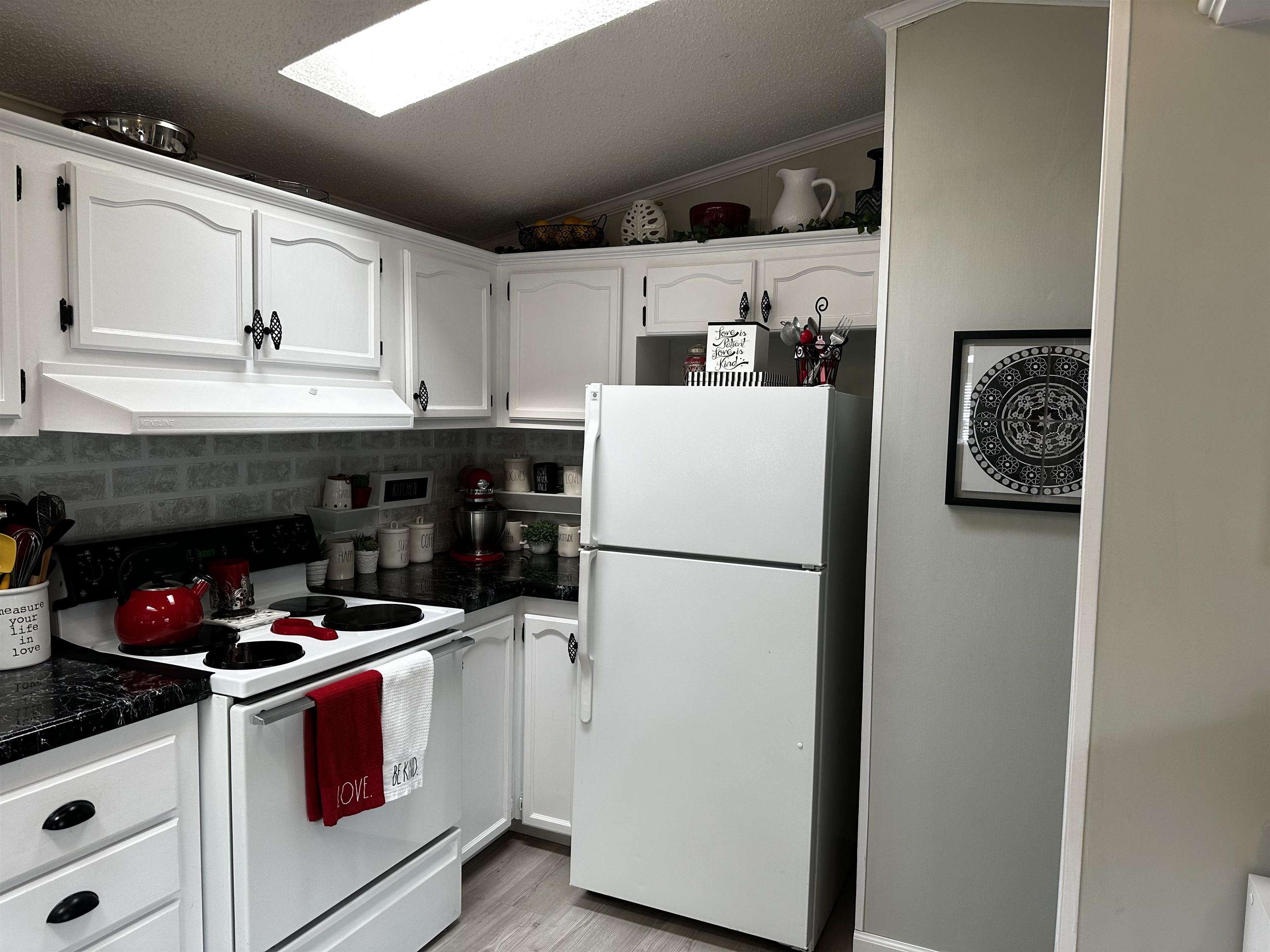 20 Sagamore Lane Rochester, NH 03867 - Photo 8 of 13