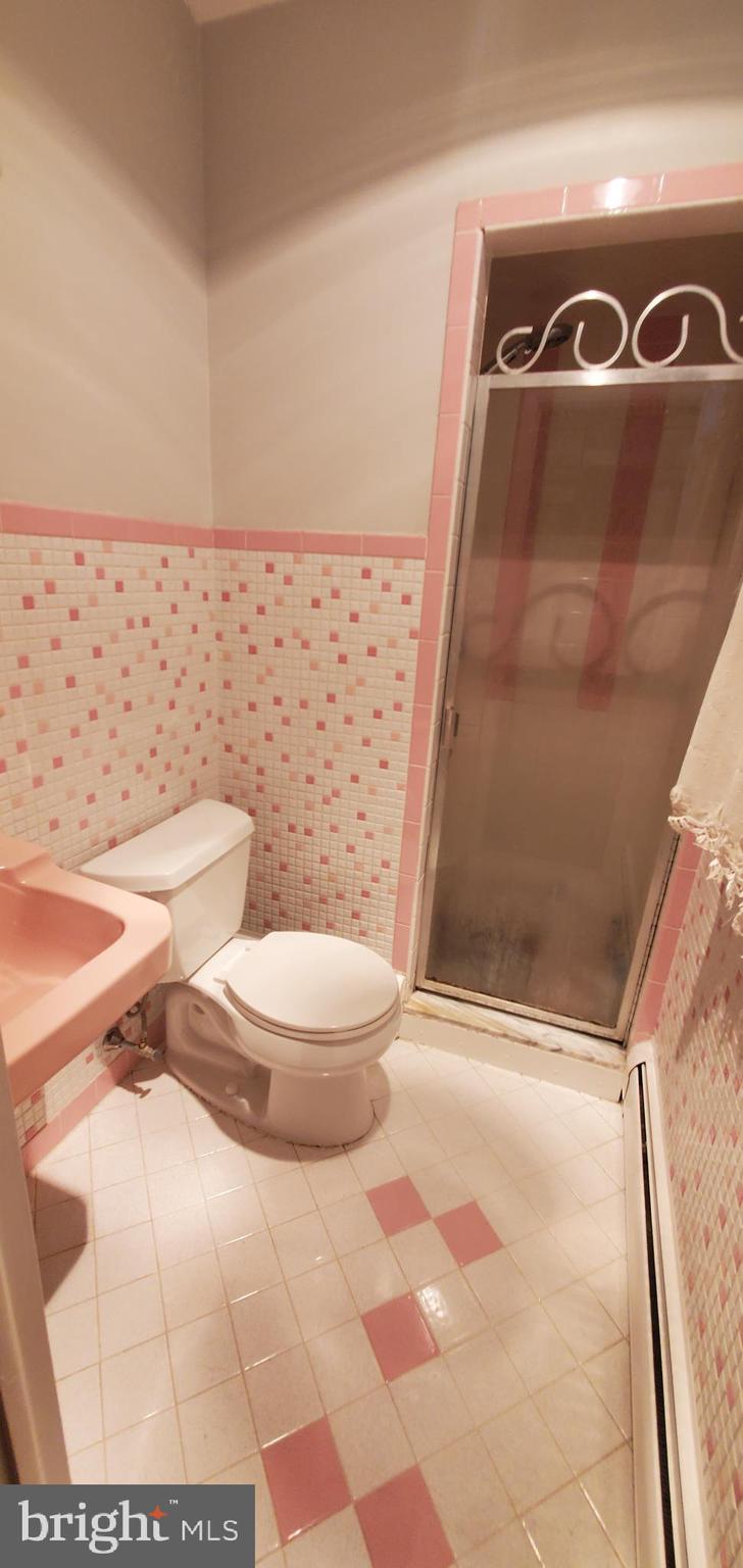 11928 Stevens Road Philadelphia, PA 19116 - Photo 8 of 21